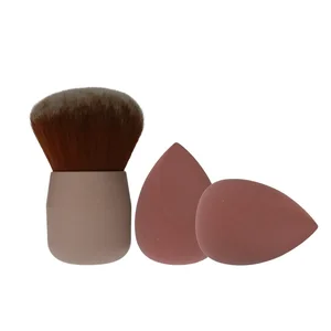 product Bake & Praline Σετ Μακιγιάζ με Πινέλο Kabuki & Σφουγγαράκια